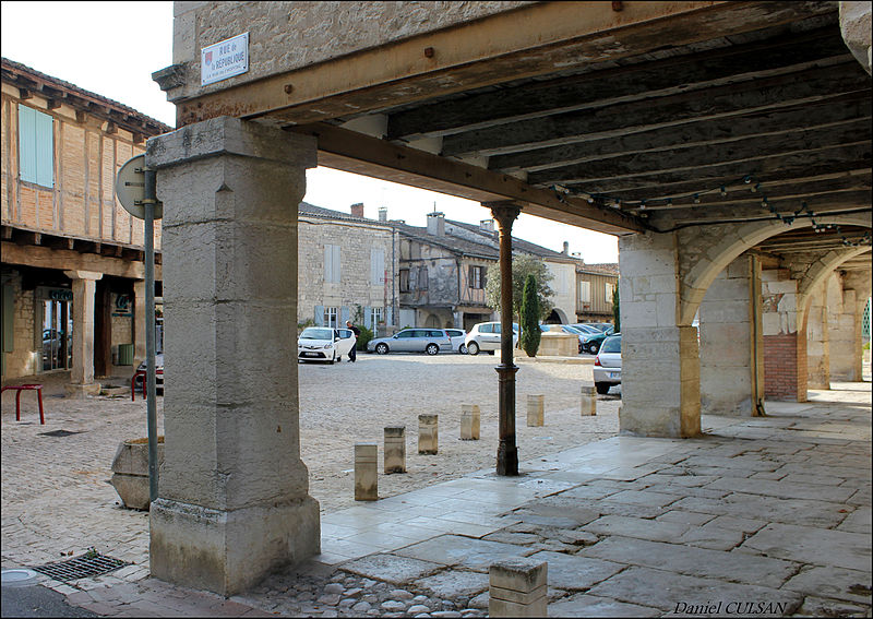 Place Montpezat